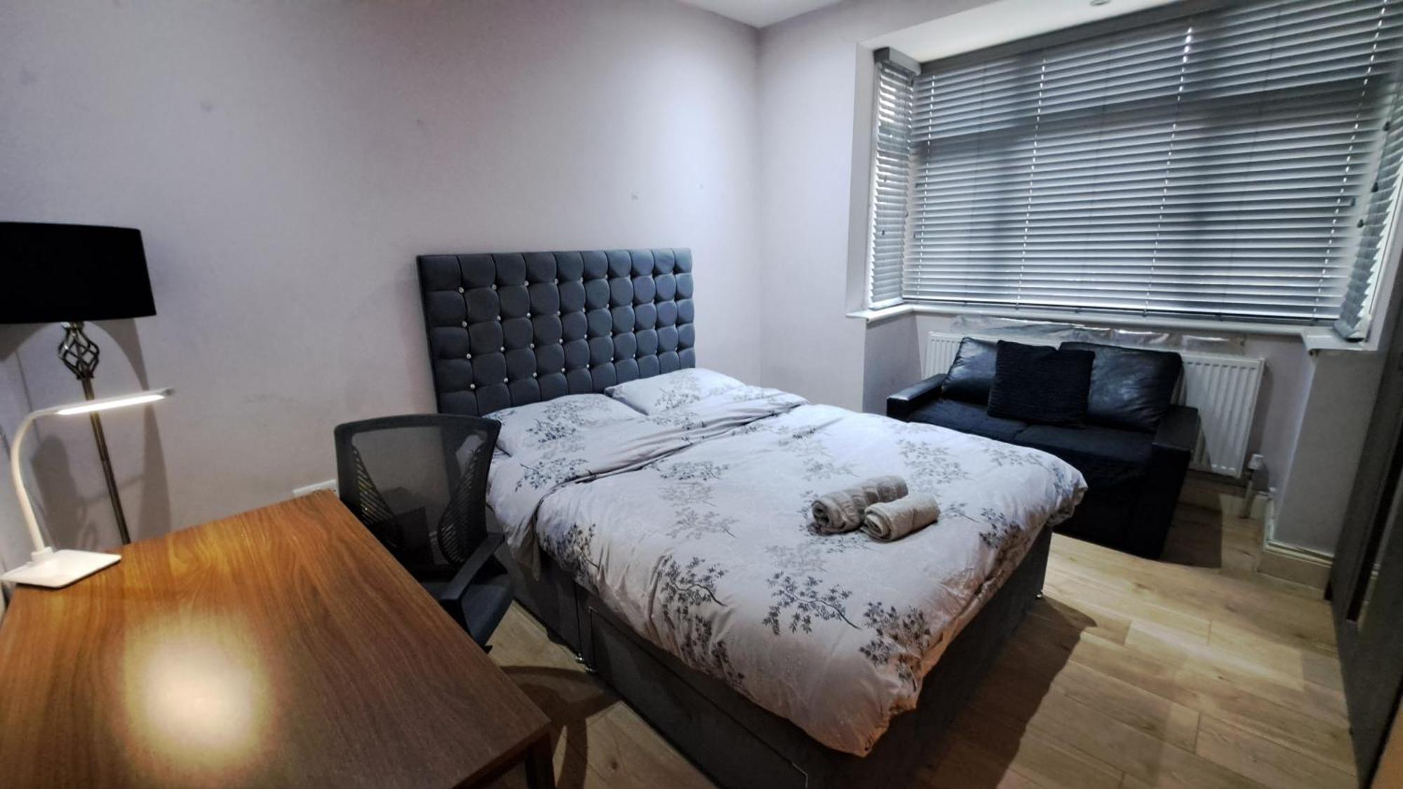 Comfy Fenia Stay London Luaran gambar